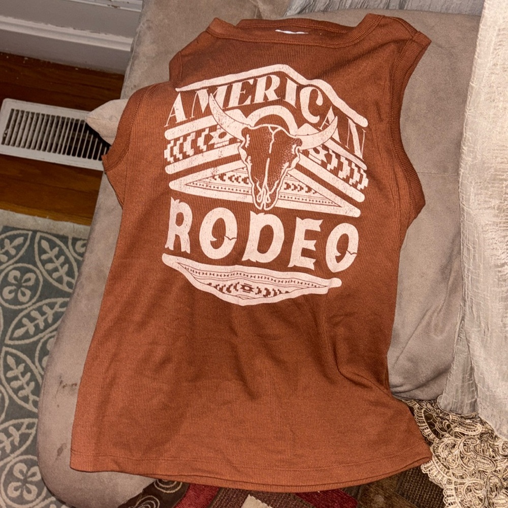 Boot barn shyanne brand shirt!
Never worn bought this year!
